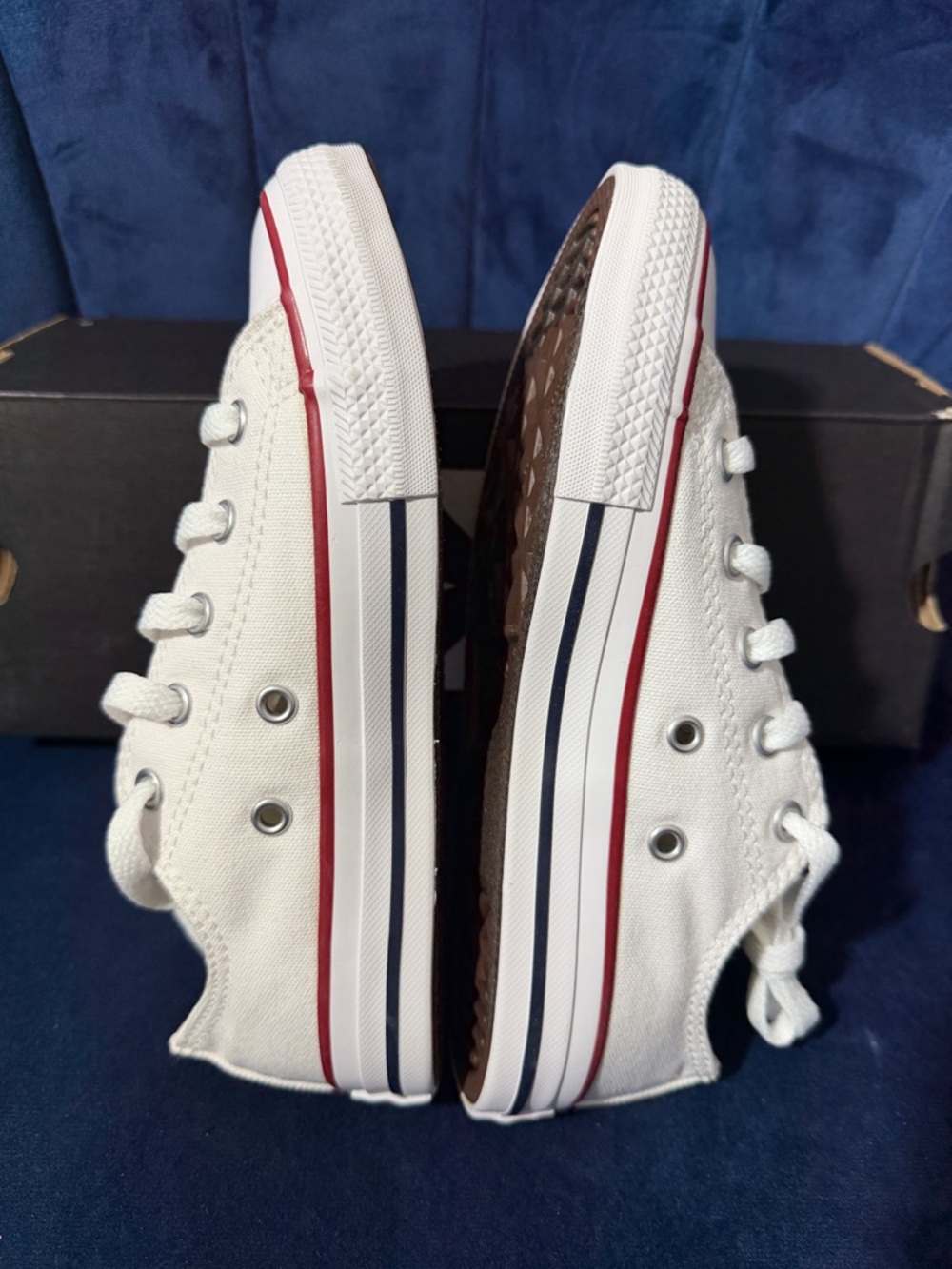 Kids Converse Optical White Low-Top Canvas Ox Sneakers Youth Size 1 NIB - Picture 4 of 6